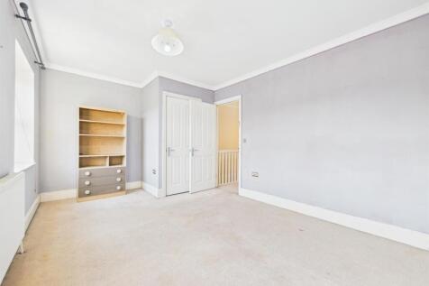 4 Redbourne Terrace (30).jpg