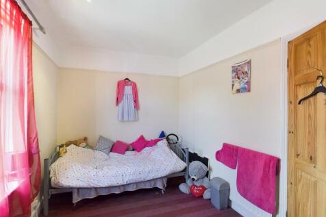 Bedroom 3 (old pic)