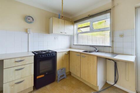 Kitchen (2).jpg