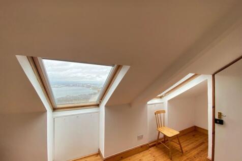 Bedroom 4 (with ensuite)