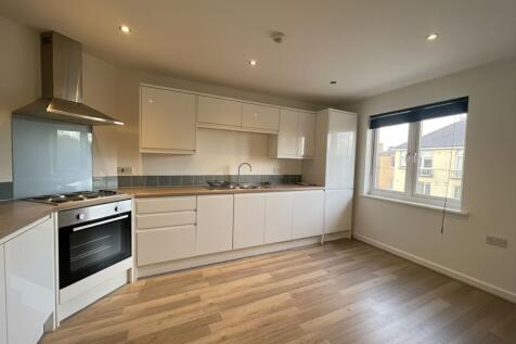 Kitchen &amp; Dining Room