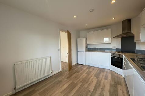 Kitchen &amp; Dining Room