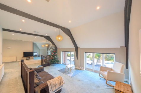 The Old Chapel - Lounge.png