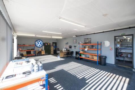 Oxford lane Garage, Hurworth-11.jpg
