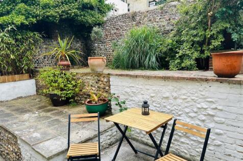 Property Image 12