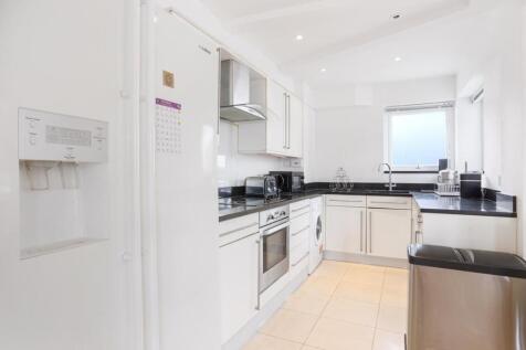 1474743482 - 9 Beckenham Park Heights, SE6 - 5.jpg