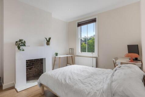 1529102328 - 40b Tritton Road, SE21 - 8.jpg