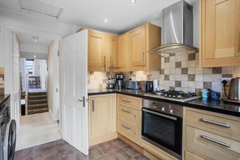 1529102328 - 40b Tritton Road, SE21 - 11.jpg