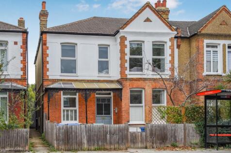 1533100065 - 82c South Croxted Road, SE21 - 8.jpg