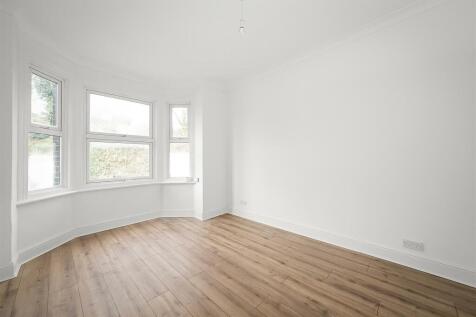 Kitchen/Living Area