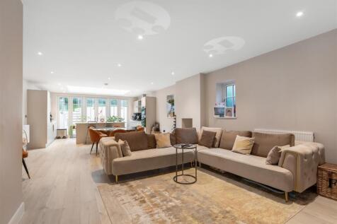 Open Plan Kitchen/Reception/Dining Room
