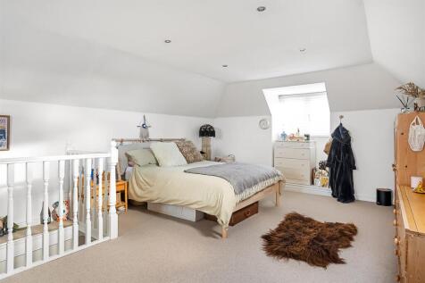 Bedroom 5/Loft Room