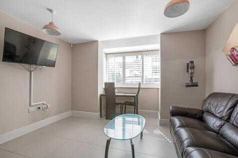Kitchen/Breakfast Area