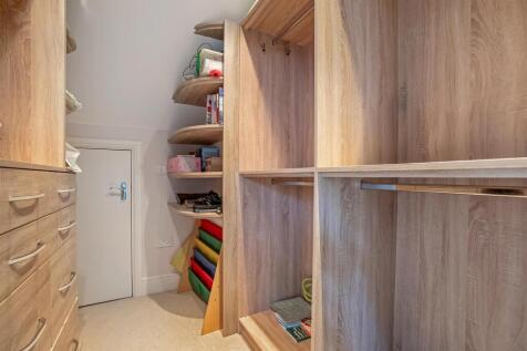 Dressing area