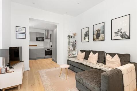Living area.jpg