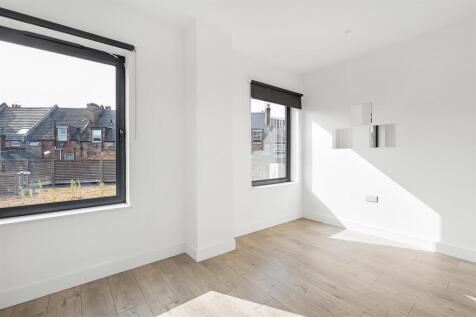 Kitchen / Living Room