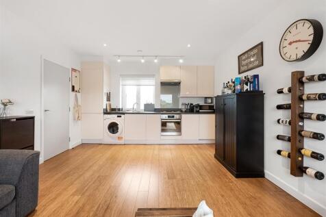 Reception / Kitchen