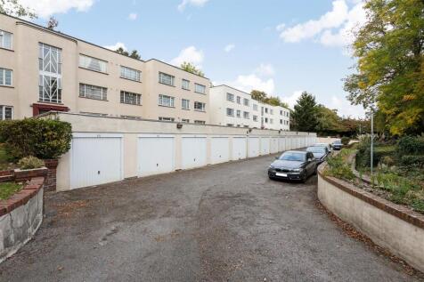 Garage En Bloc