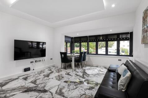 Reception Room / Kitchen