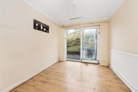 Reception Room/Dining Room