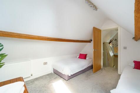 1st Floor Bedroom