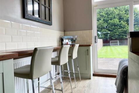Breakfast Bar