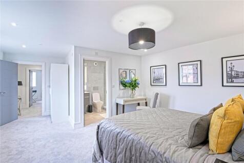 Master Ensuite