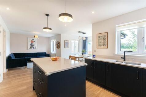 Kitchen To Snug