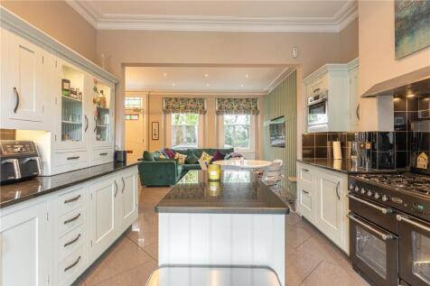 Kitchen To Sitting