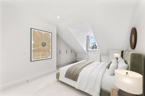 Vs-Main Bedroom
