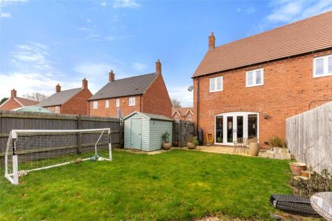 Garden To House