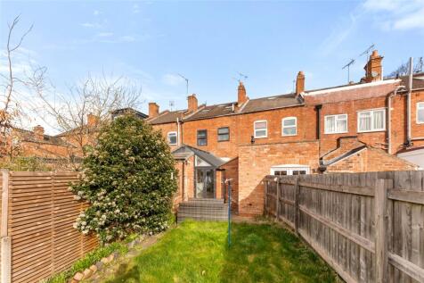 Garden To House