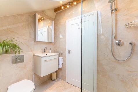 Bedroom 3 Ensuite