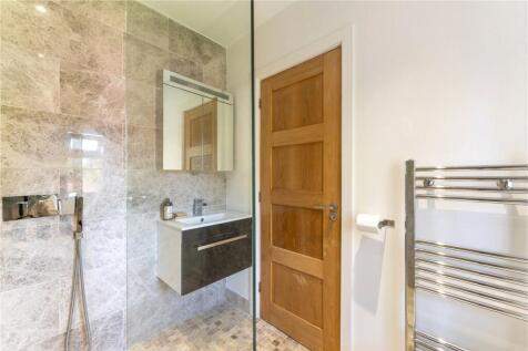 Master Ensuite
