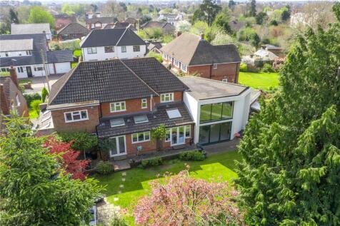Rear Garden To House