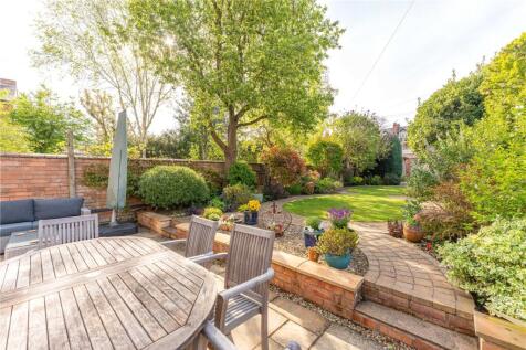 Patio To Garden
