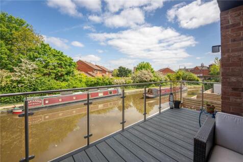 Deck To Canal Boats