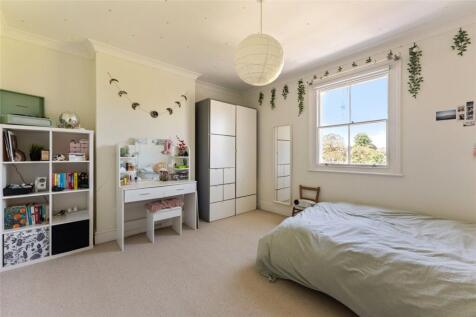 Bedroom 3/2
