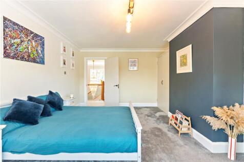 Bedroom 2 To Hall
