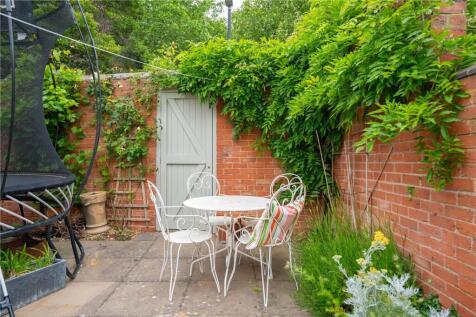 Garden Terrace