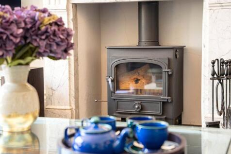Log Burner Sitting R