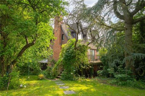 Front With Garden