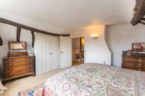 Master Bedroom To Ha