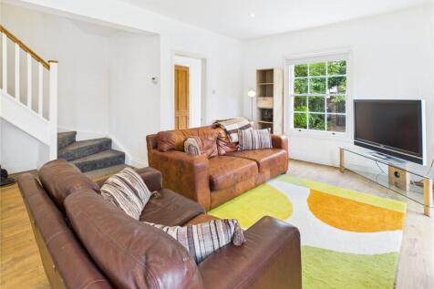 Sitting Room To Stai