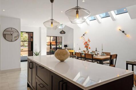 Island To Dining