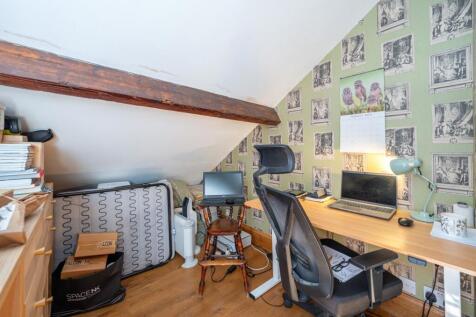 Bedroom 4/Study