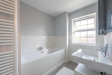 Master En-Suite