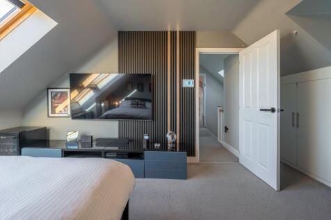 Bedroom 4 Art