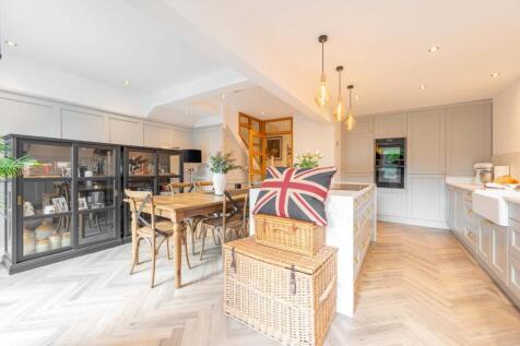 Kitchen To Hallway