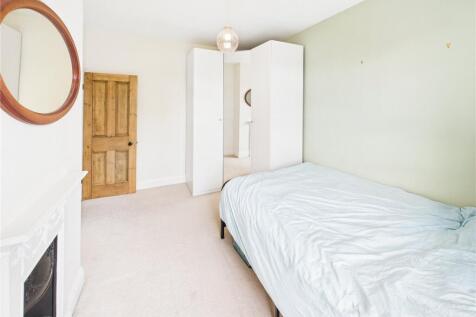 Bedroom 2 To Hall